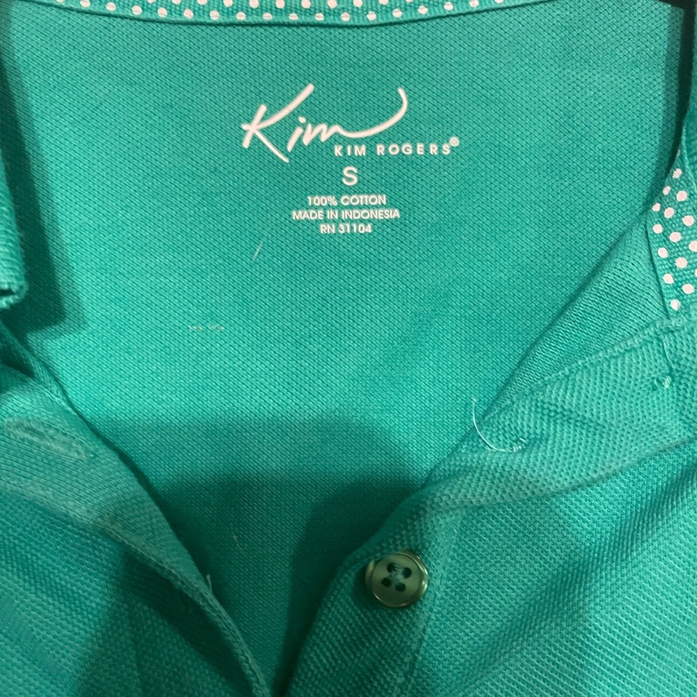 Kim Rogers | Green Tee
